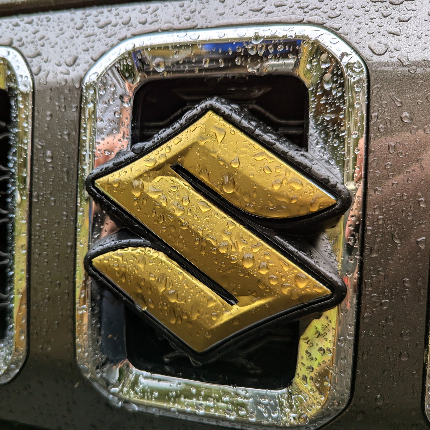 Jimny Front "S" Badge Overlay -JB/JC74