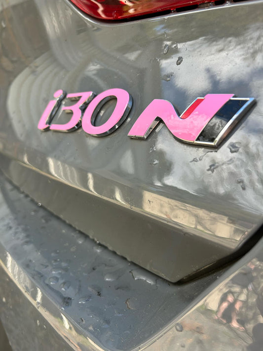 Hyundai 'i30' Badge Overlay